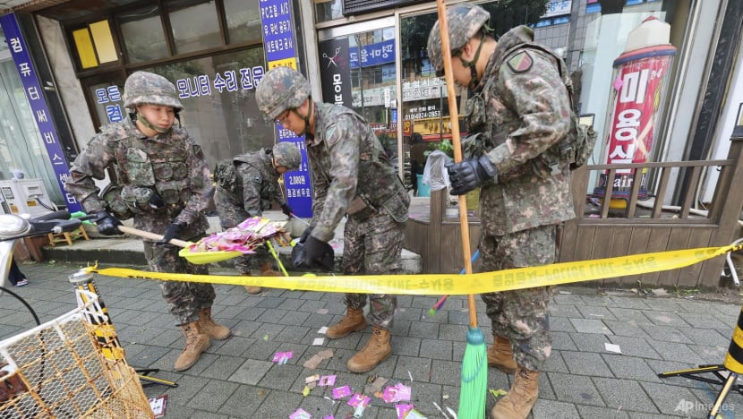 Trash balloons from North Korea hit South's presidential compound